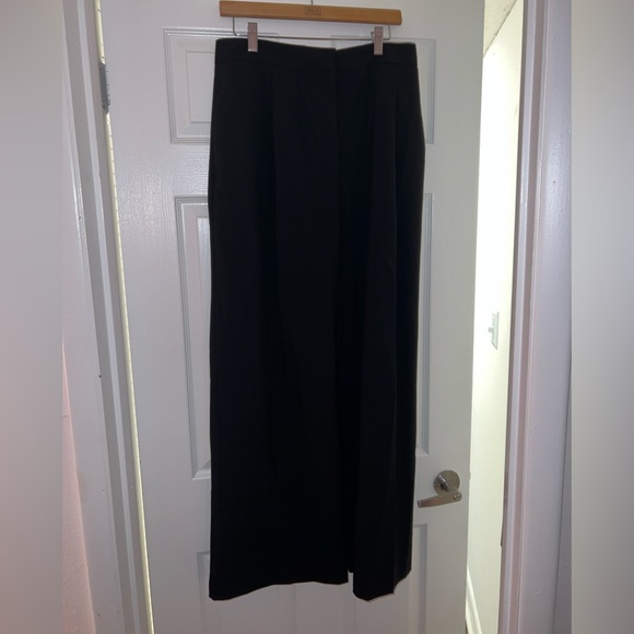 Black women’s business pants - Picture 2 of 3